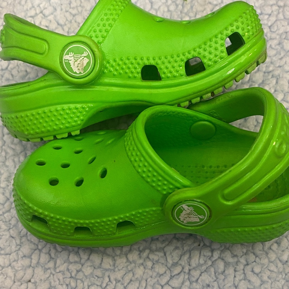 CROCS Kids Bright Green Sandals